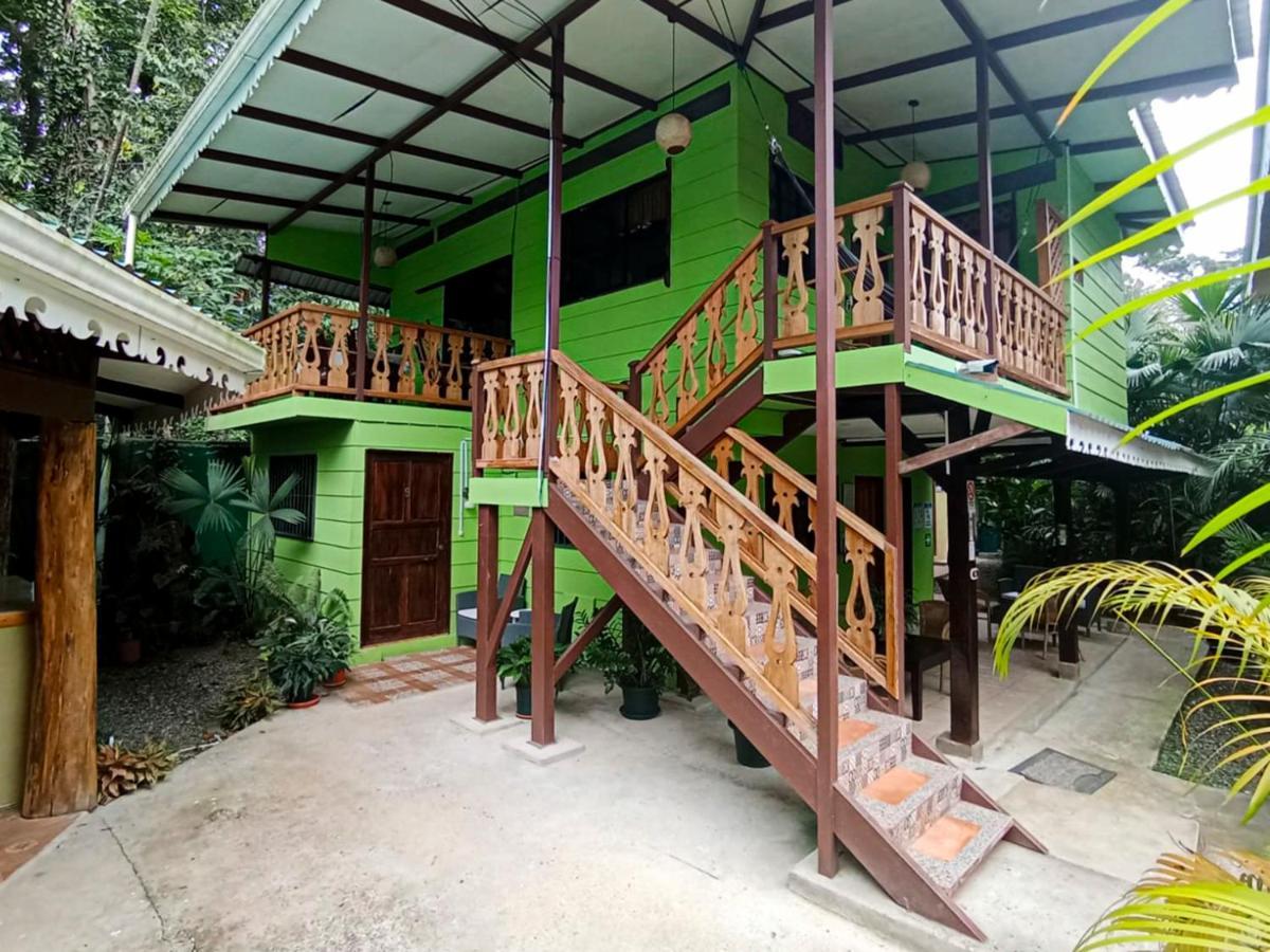 Hotel Sunshine Caribe Puerto Viejo de Talamanca Eksteriør billede