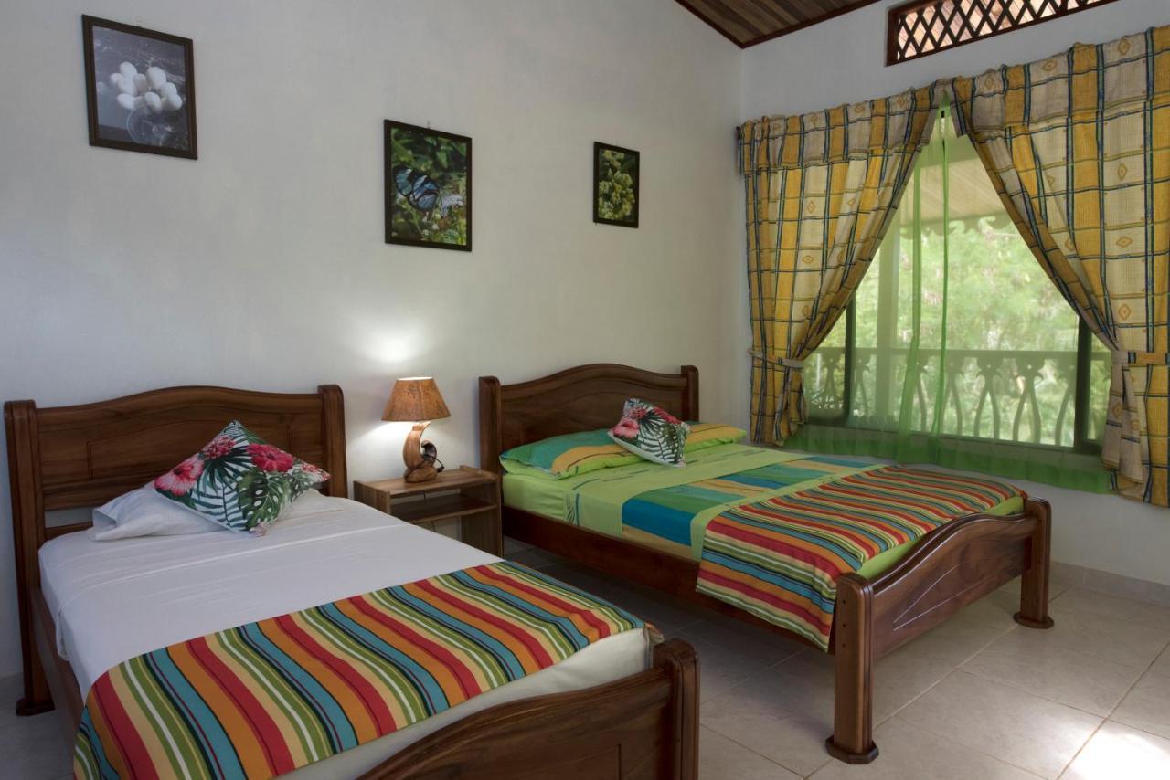 Hotel Sunshine Caribe Puerto Viejo de Talamanca Eksteriør billede