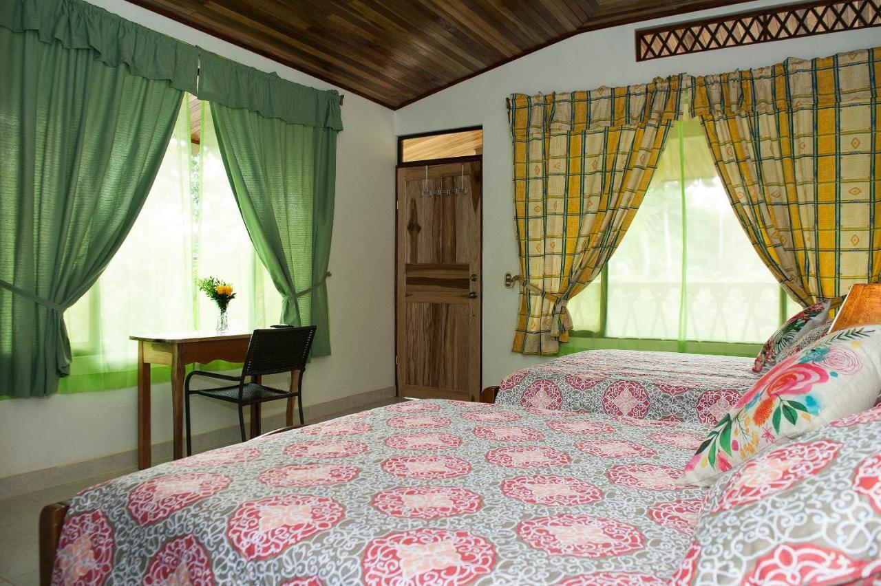 Hotel Sunshine Caribe Puerto Viejo de Talamanca Eksteriør billede