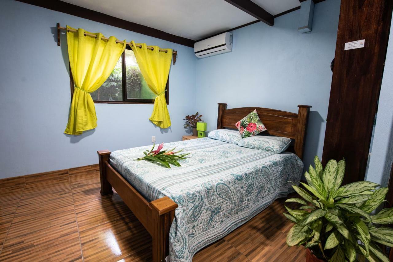 Hotel Sunshine Caribe Puerto Viejo de Talamanca Eksteriør billede